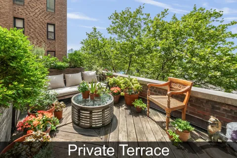 $1,850,000 | 455 East 51st Street, Unit 2F | Midtown East