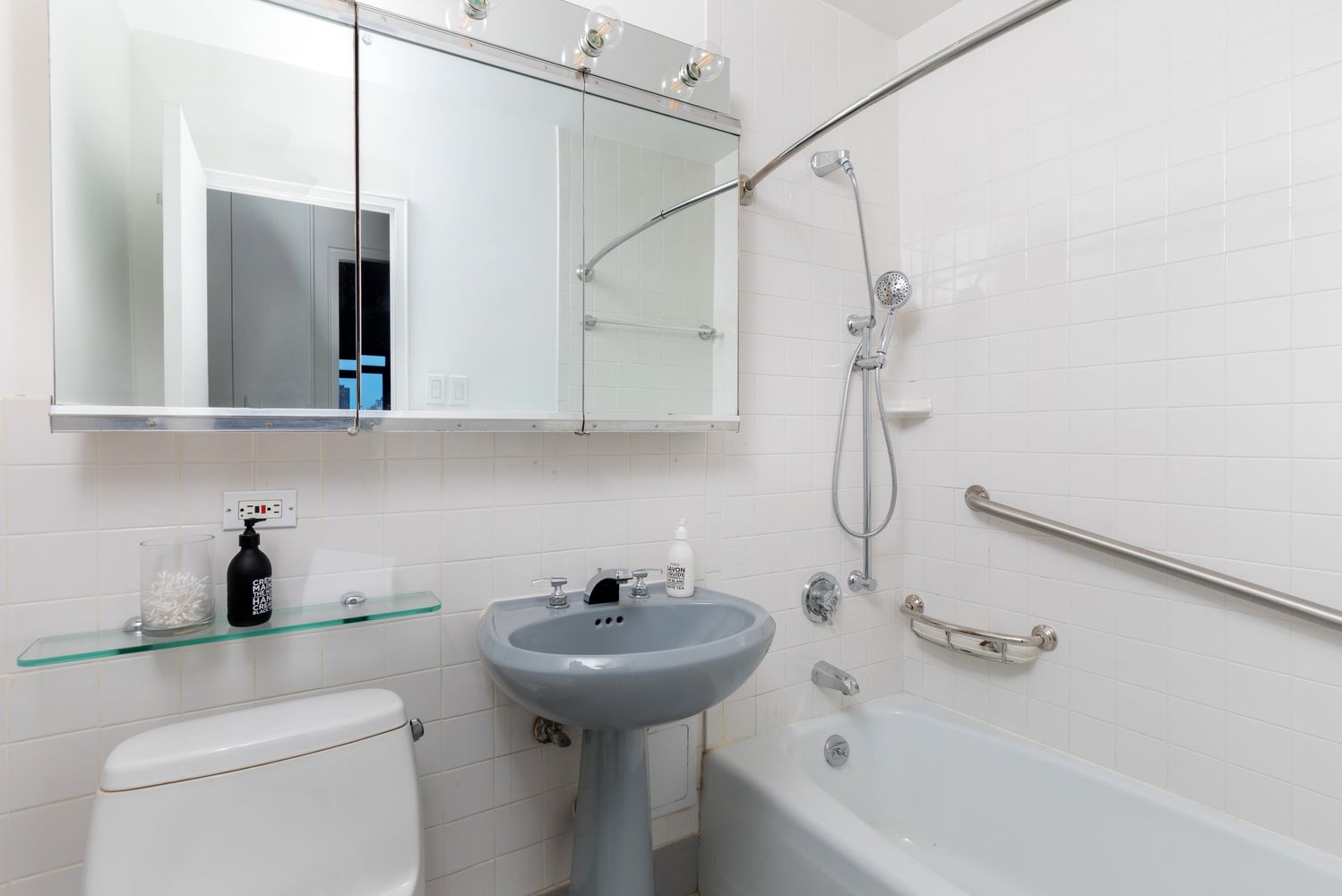 a view of a tall building