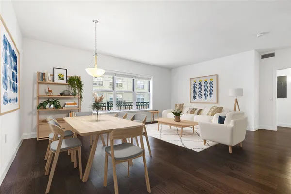 $6,000 | 10 Byron Place, Unit 320, Larchmont, NY 10538
