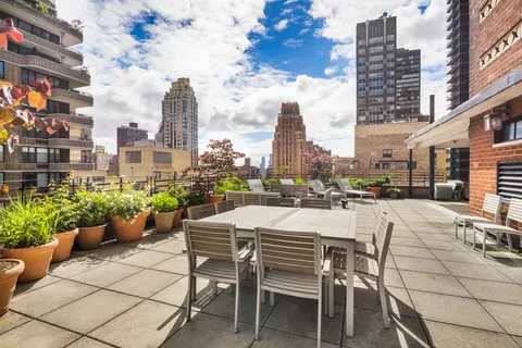 a view of a patio