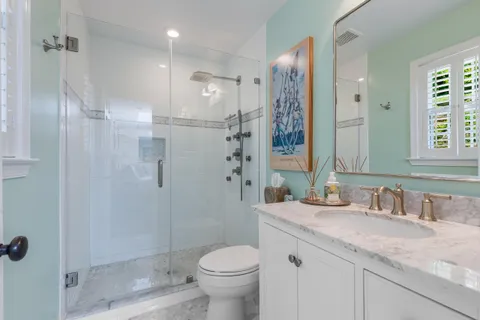 $1,250,000 | 1702 Mason Hill Drive, Alexandria, VA 22307