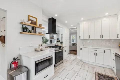 $625,000 | 810 West Collings Avenue, Collingswood, NJ 08107