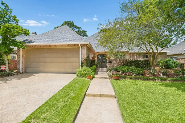 $470,000 | 713 Wordsworth Drive, Baton Rouge, LA 70810