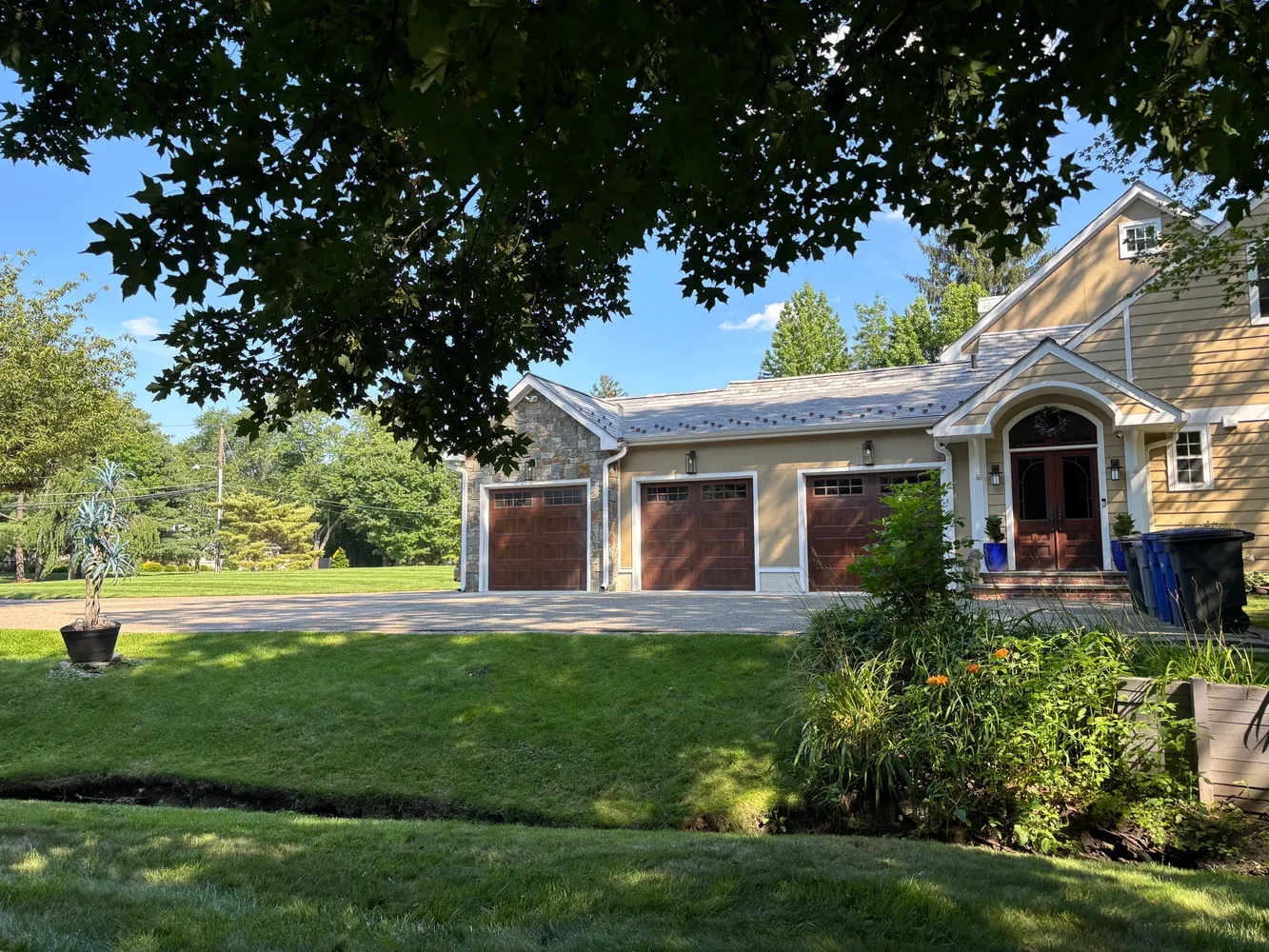 $2,450,000 | 700 Lippincott Avenue, Moorestown, NJ 08057