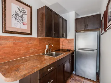 $3,995,000 | 320 West 26th Street, Miami Beach, FL 33140