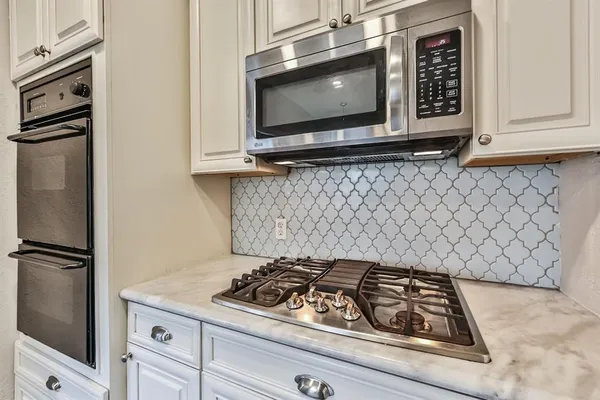 $4,100 | 1120 Winston Street, Houston, TX 77009