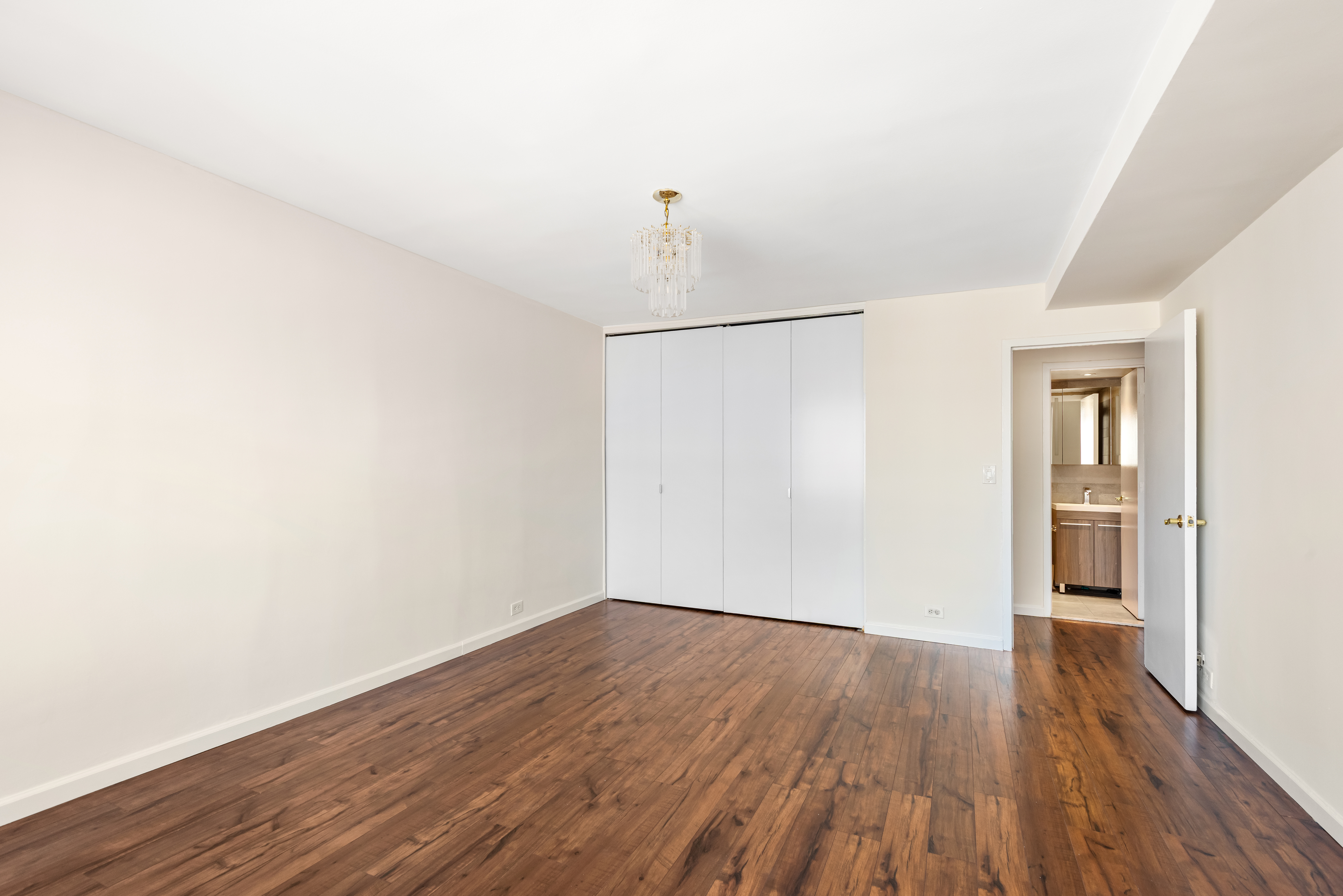 1160 3rd Avenue, Unit 18B Manhattan, NY 10065 - Photo 7 of 12 Gallery Image 7