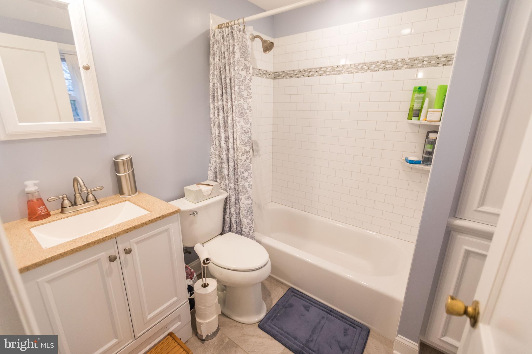 112 Ashwood Road Springfield, PA 19064 - Photo 6 of 42 Gallery Image 6