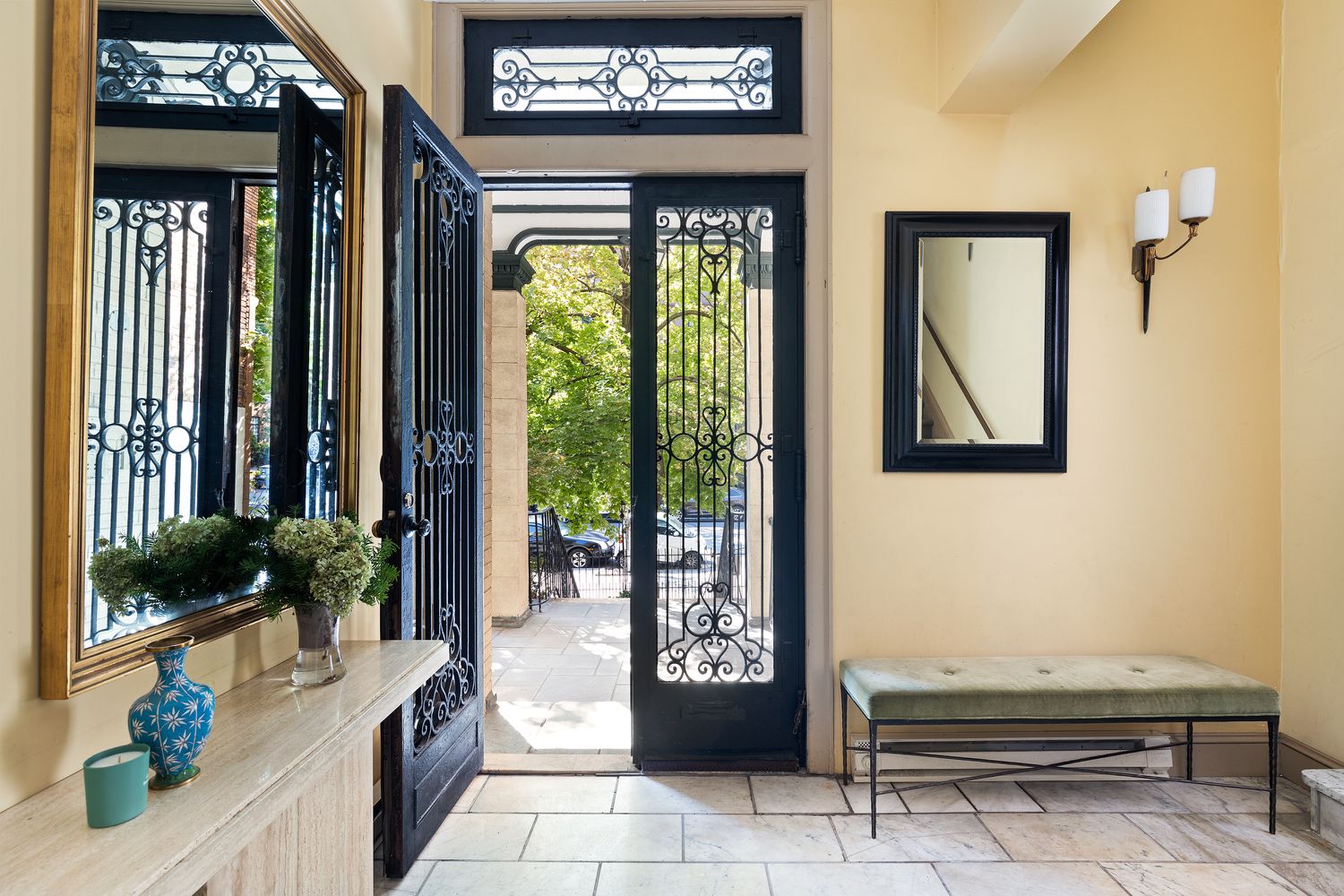 315 Washington Avenue Brooklyn, NY 11205 - Photo 4 of 38 a living room with furniture and a window