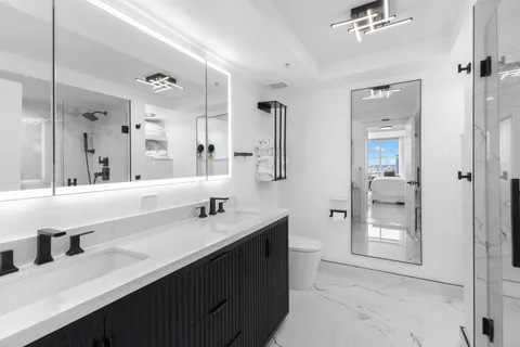 $785,000 | 1800 Sunset Harbour Drive, Unit 2409, Miami Beach, FL 33139