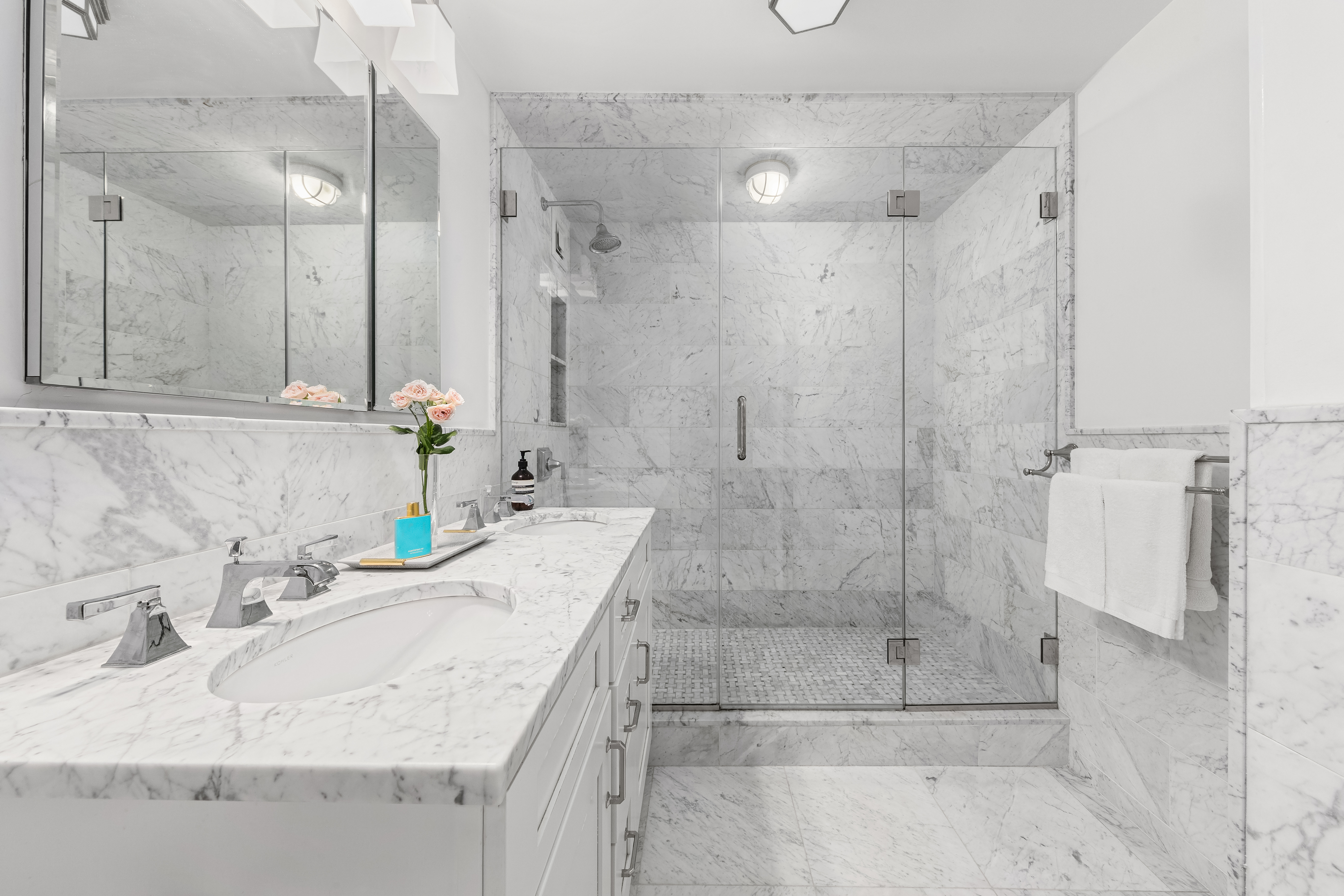 201 East 77th Street, Unit 14AF Manhattan, NY 10075 - Photo 5 of 13