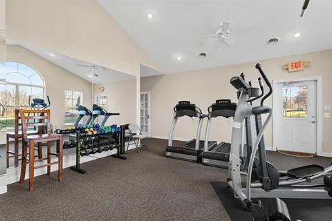 $525,000 | 10 Pond View Way, Fitchburg, WI 53711