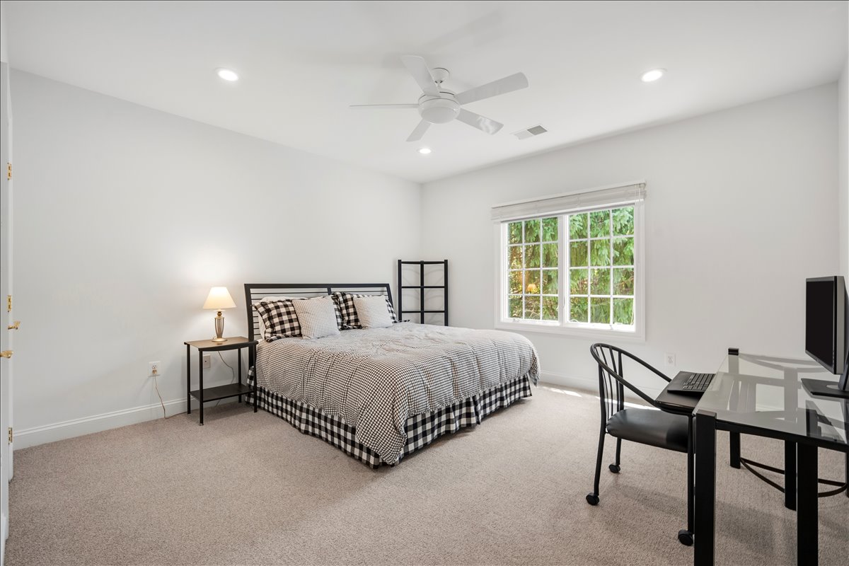 8413 Rapley Ridge Lane Potomac, MD 20854 - Photo 41 of 83