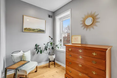 $799,900 | 313 M Street Northwest, Washington, DC 20001