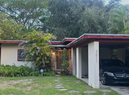 $1,100,000 | 3611 Southwest 1st Avenue, Miami, FL 33145