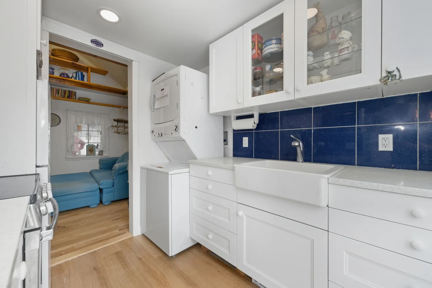 $400,000 | 20 Bristol Street, Huntington, NY 11743