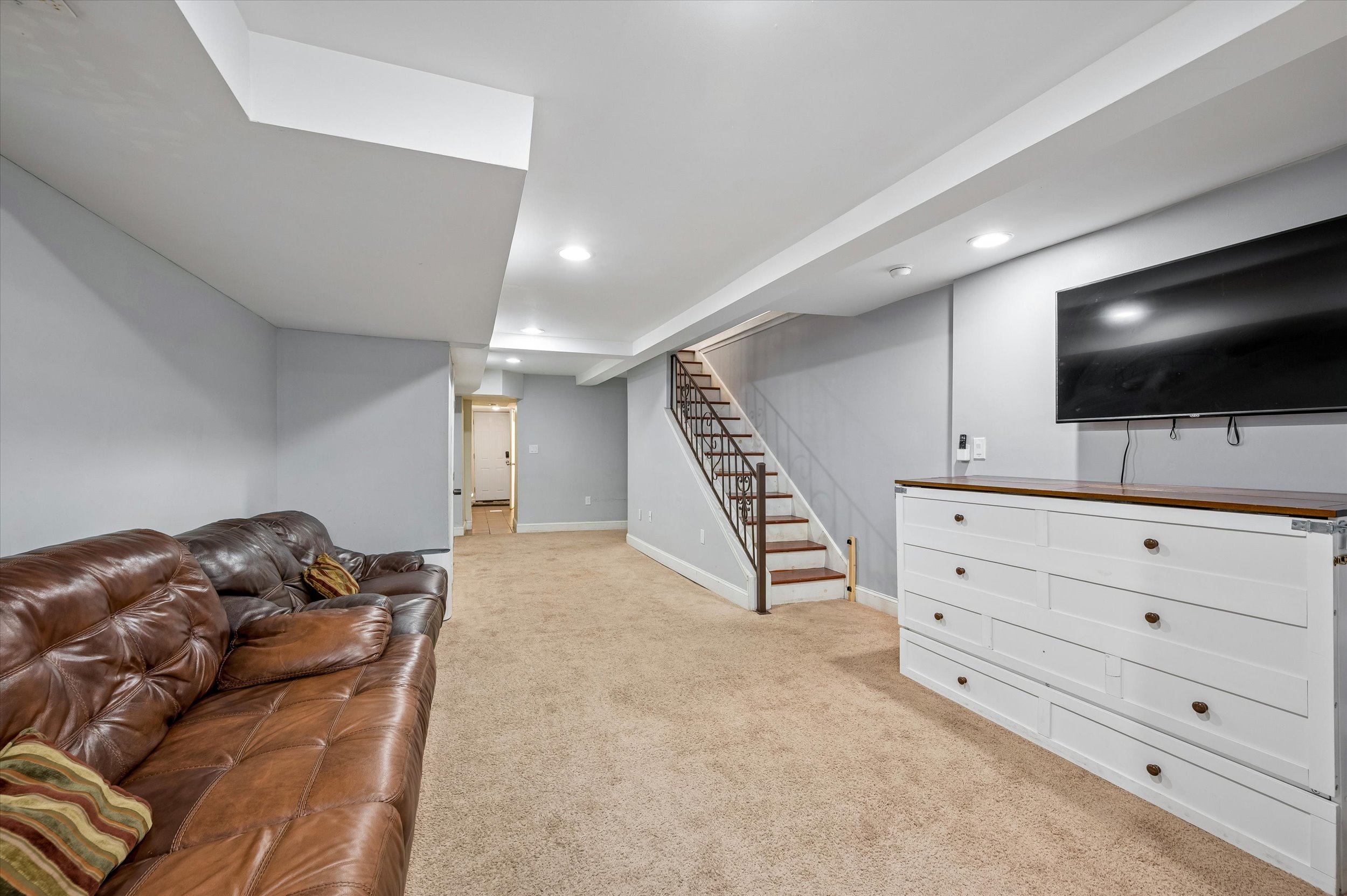 516 High Street Philadelphia, PA 19144 - Photo 27 of 31