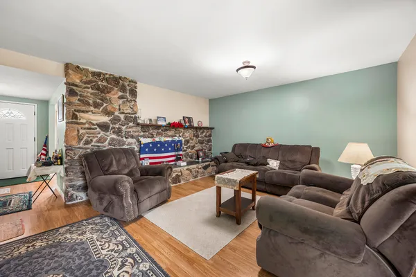 $1,299,000 | 718 Kenoak Drive, Placentia, CA 92870