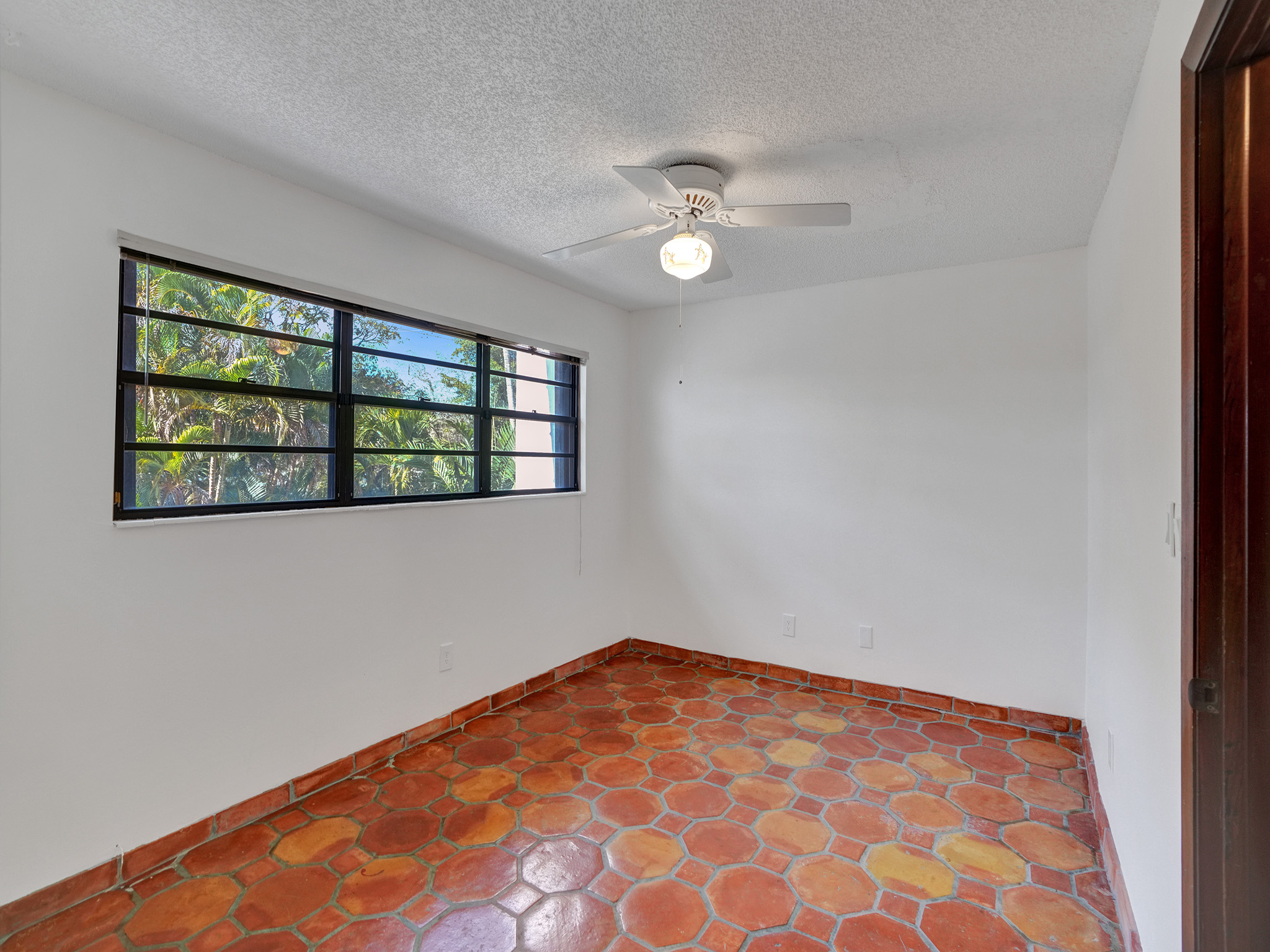 4863 Southwest 71st Place Miami, FL 33155 - Photo 39 of 54