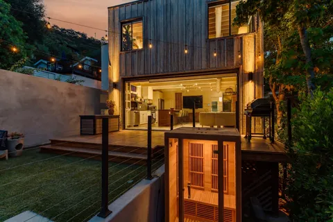 $2,100,000 | 8550 Ridpath Drive, Los Angeles, CA 90046
