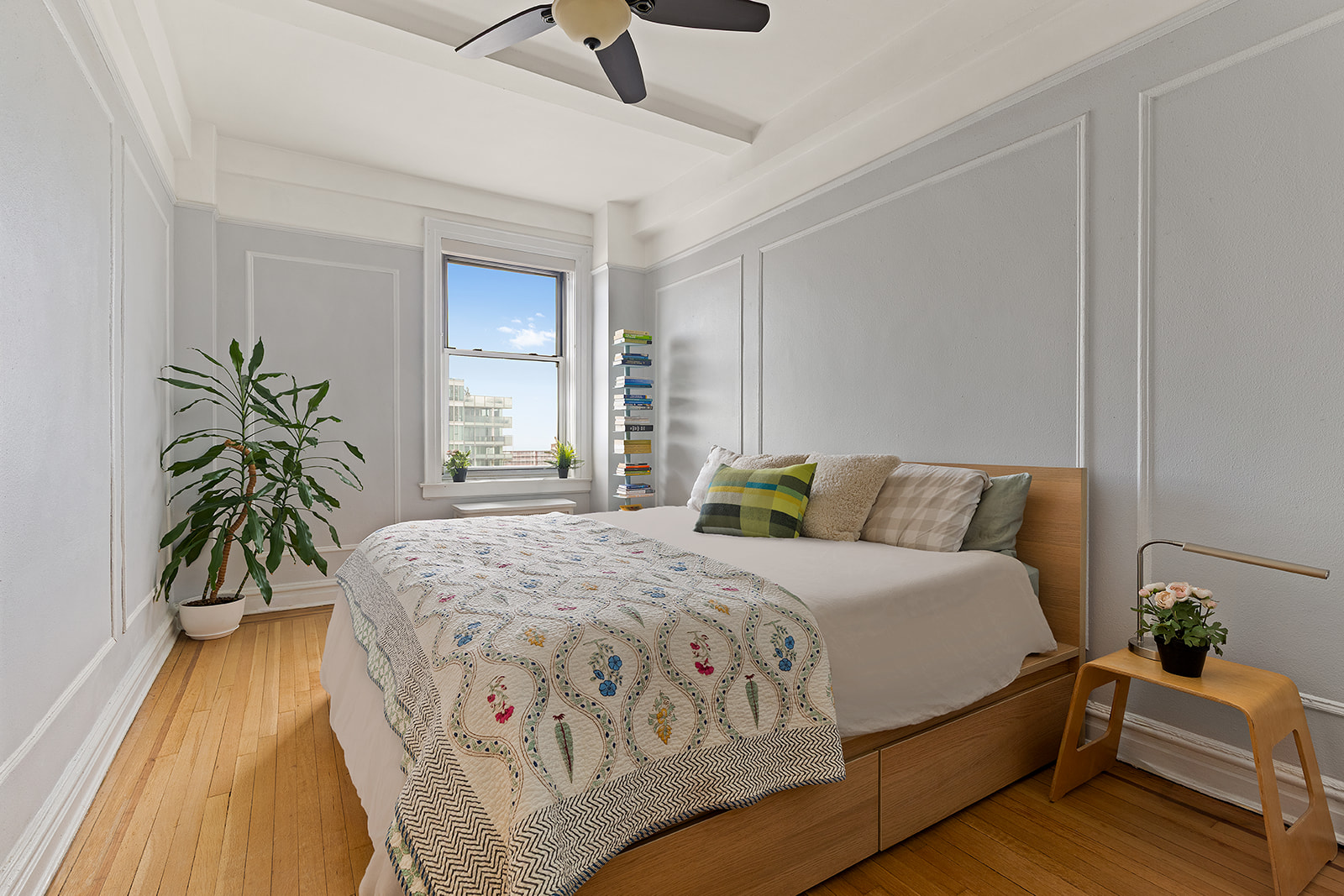41 Eastern Parkway, Unit 10C Brooklyn, NY 11238 - Photo 4 of 8