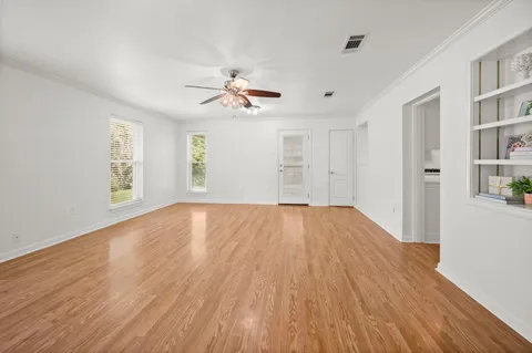 $319,990 | 1335 Highland Park Drive, Baton Rouge, LA 70808