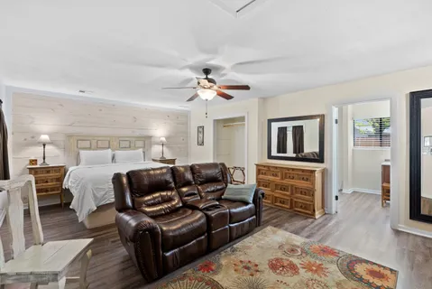 $3,895,000 | 110 Oak Drive, Wimberley, TX 78676