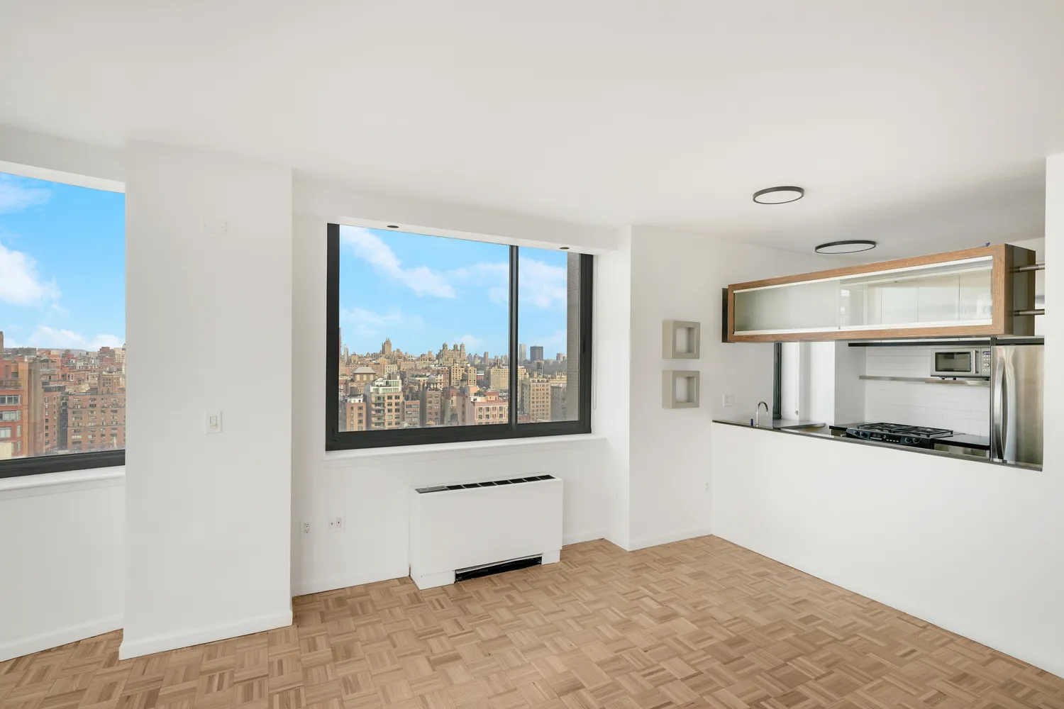 $7,995 | 2000 Broadway, Unit 23E | Upper West Side