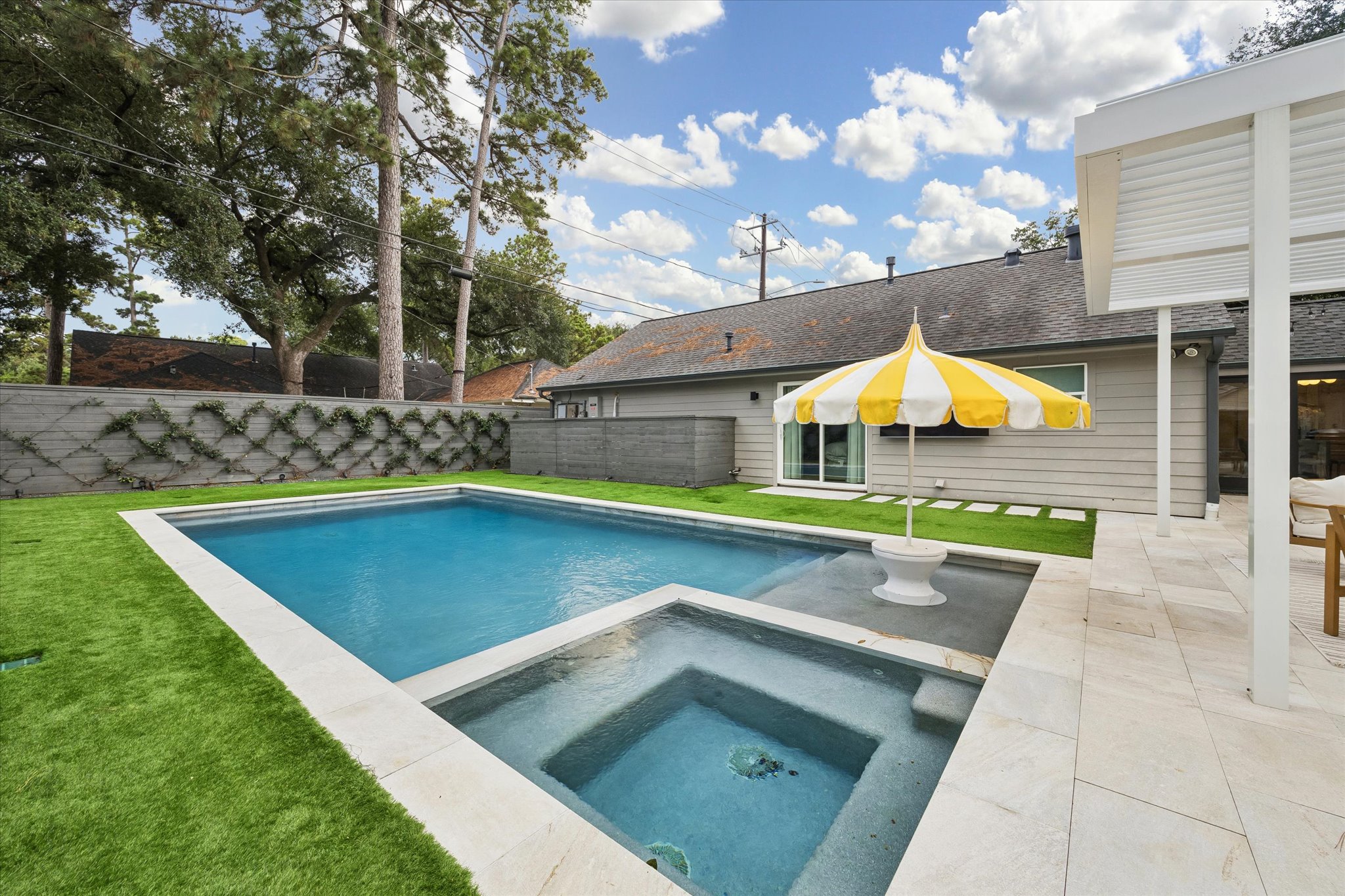 1139 Richelieu Lane Houston, TX 77018 - Photo 31 of 38 Gallery Image 31