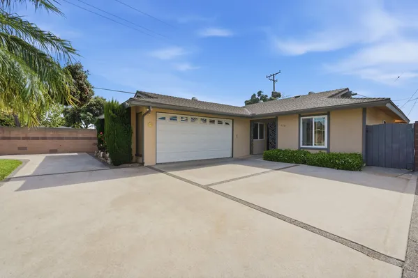 $949,000 | 5301 Kirtland Avenue, Lakewood, CA 90713