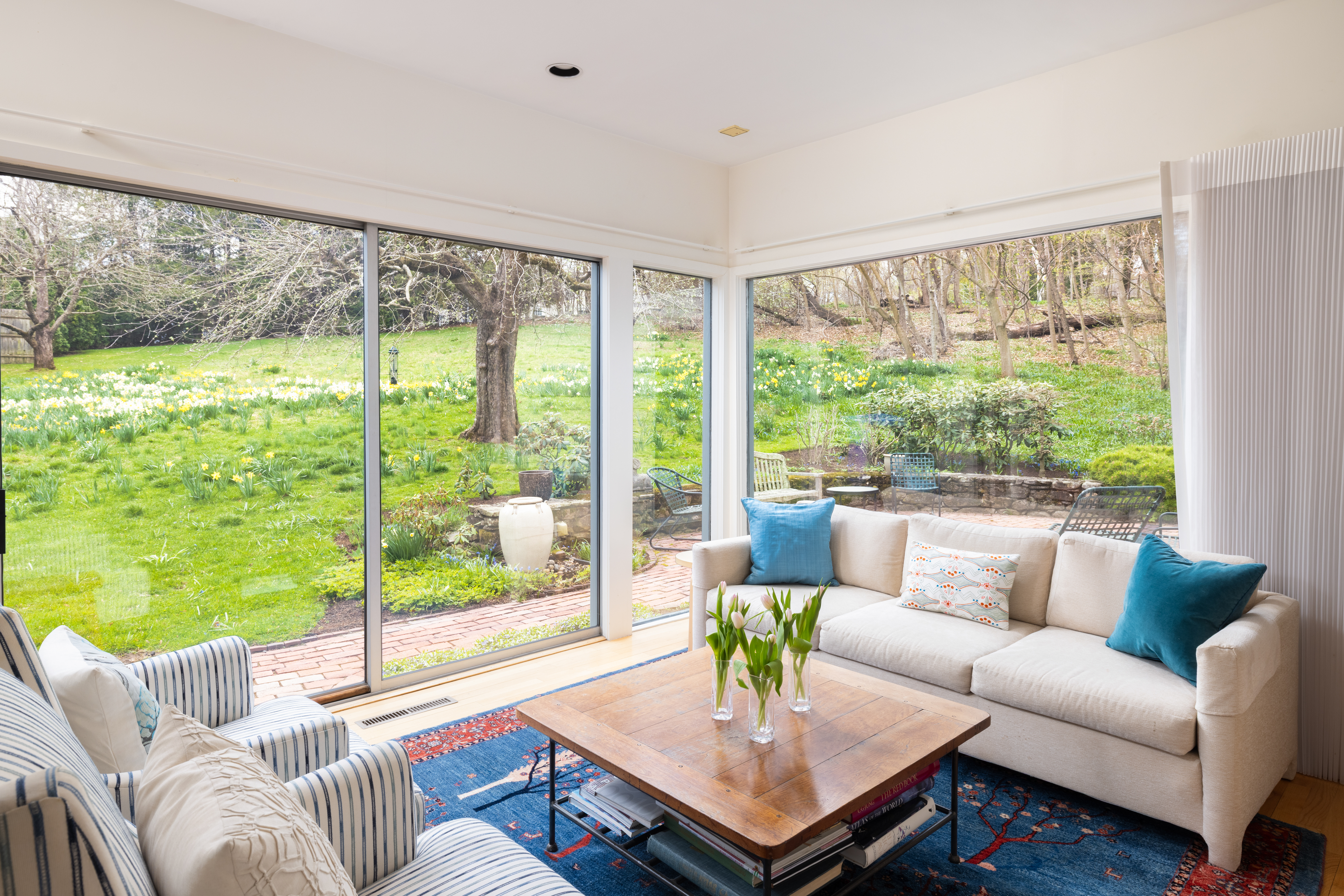 185 Warren Street Brookline, MA 02445 - Photo 4 of 18