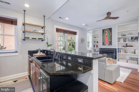 $415,000 | 1212 M Street Northwest, Unit 401, Washington, DC 20005