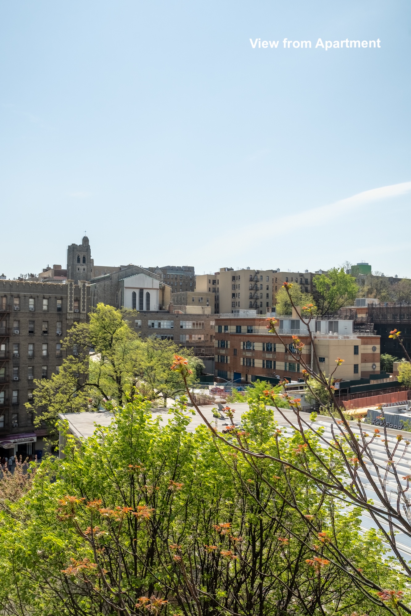 143 Bennett Avenue, Unit 6R Manhattan, NY 10040 - Photo 5 of 22 a view of a city