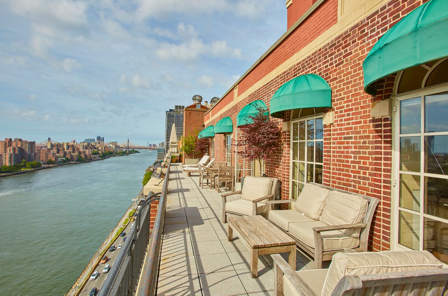 25 East End Avenue, Unit PH16 Manhattan, NY 10075 - Photo 13 of 23