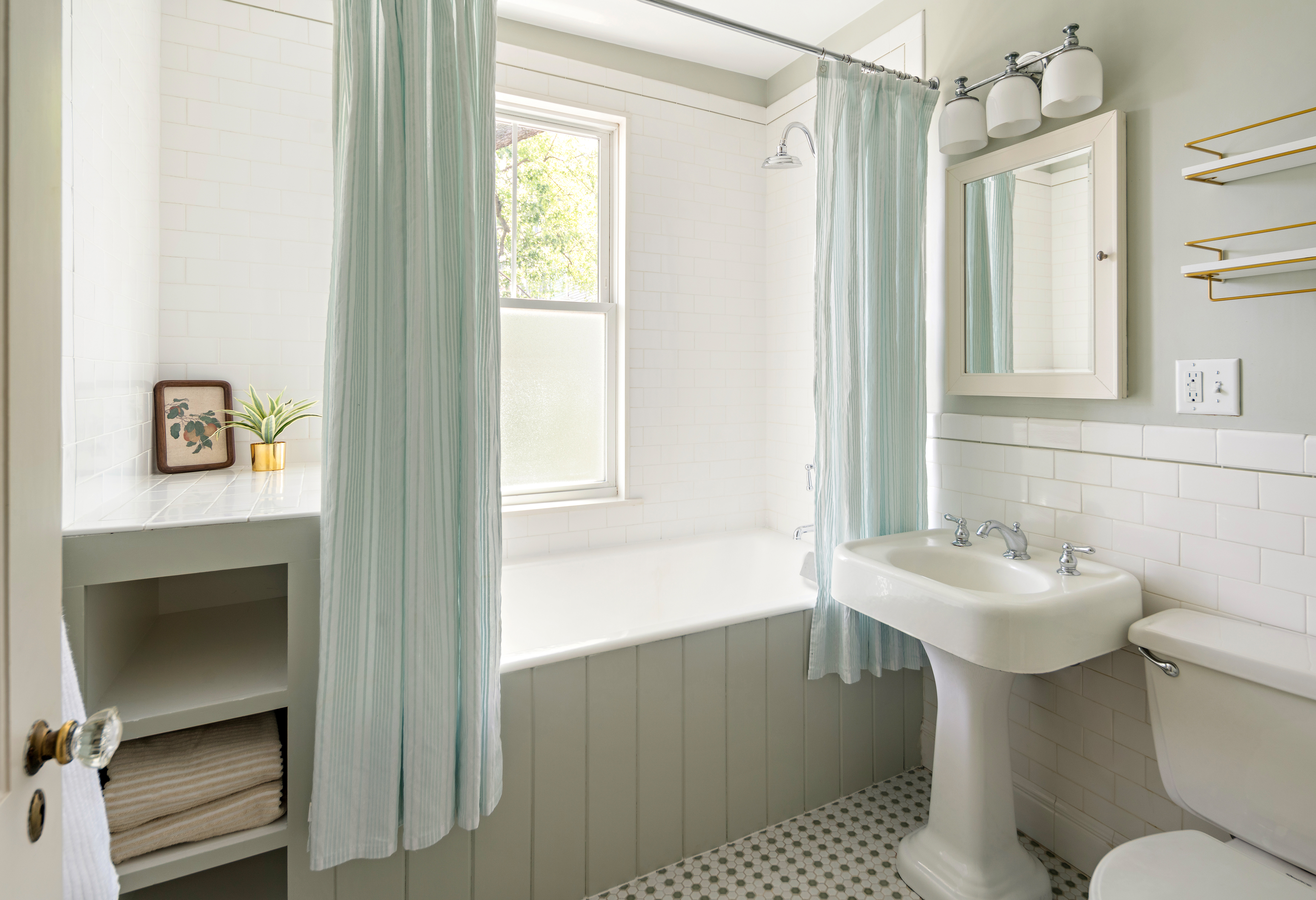 115 Baldwin Street Boston, MA 02129 - Photo 19 of 31