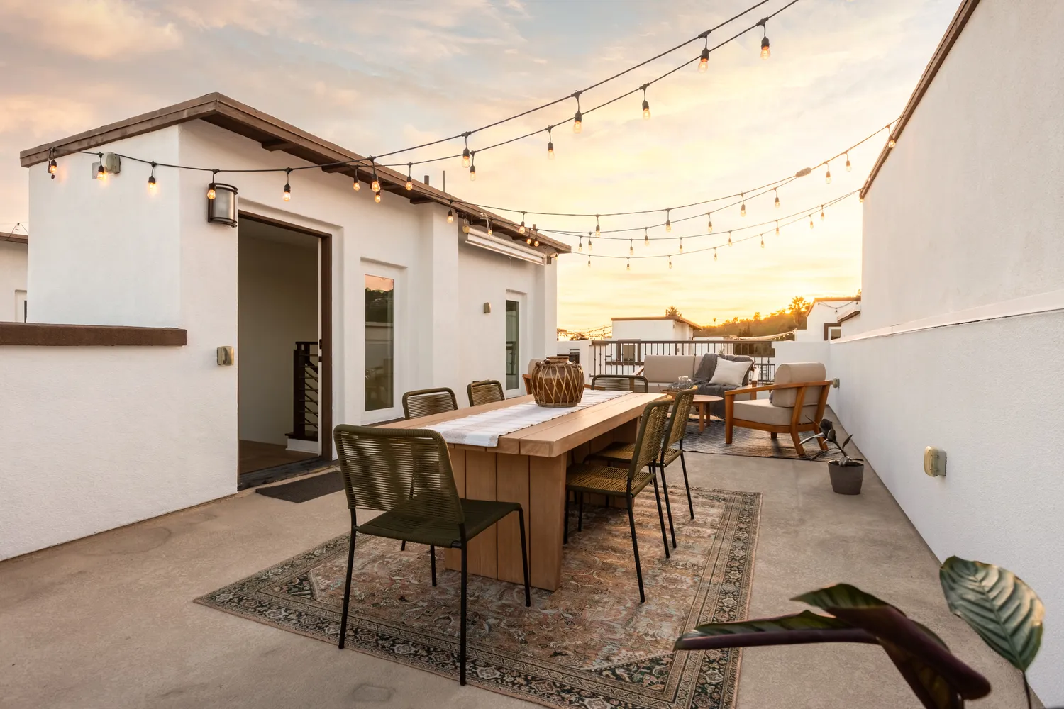 $1,049,000 | 129 Cessna Lane, Los Angeles, CA 90042