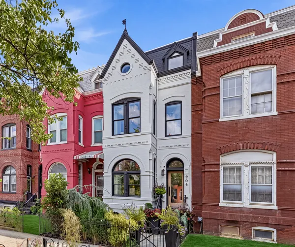 $2,100,000 | 906 S Street Northwest, Washington, DC 20001