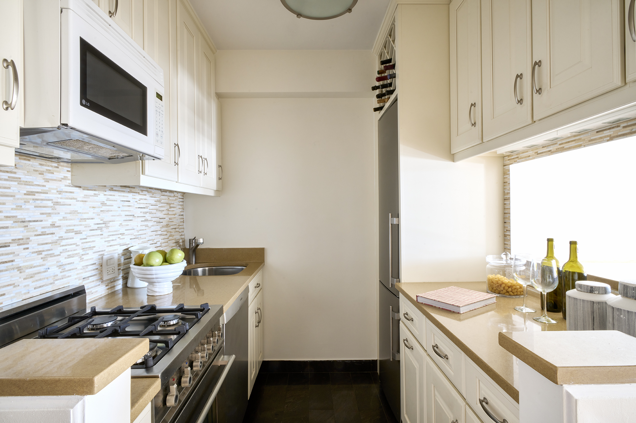 1 Gracie Terrace, Unit 2B/1B Manhattan, NY 10028 - Photo 7 of 19