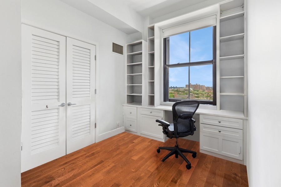 1 Hanson Place, Unit 16B Brooklyn, NY 11243 - Photo 9 of 26