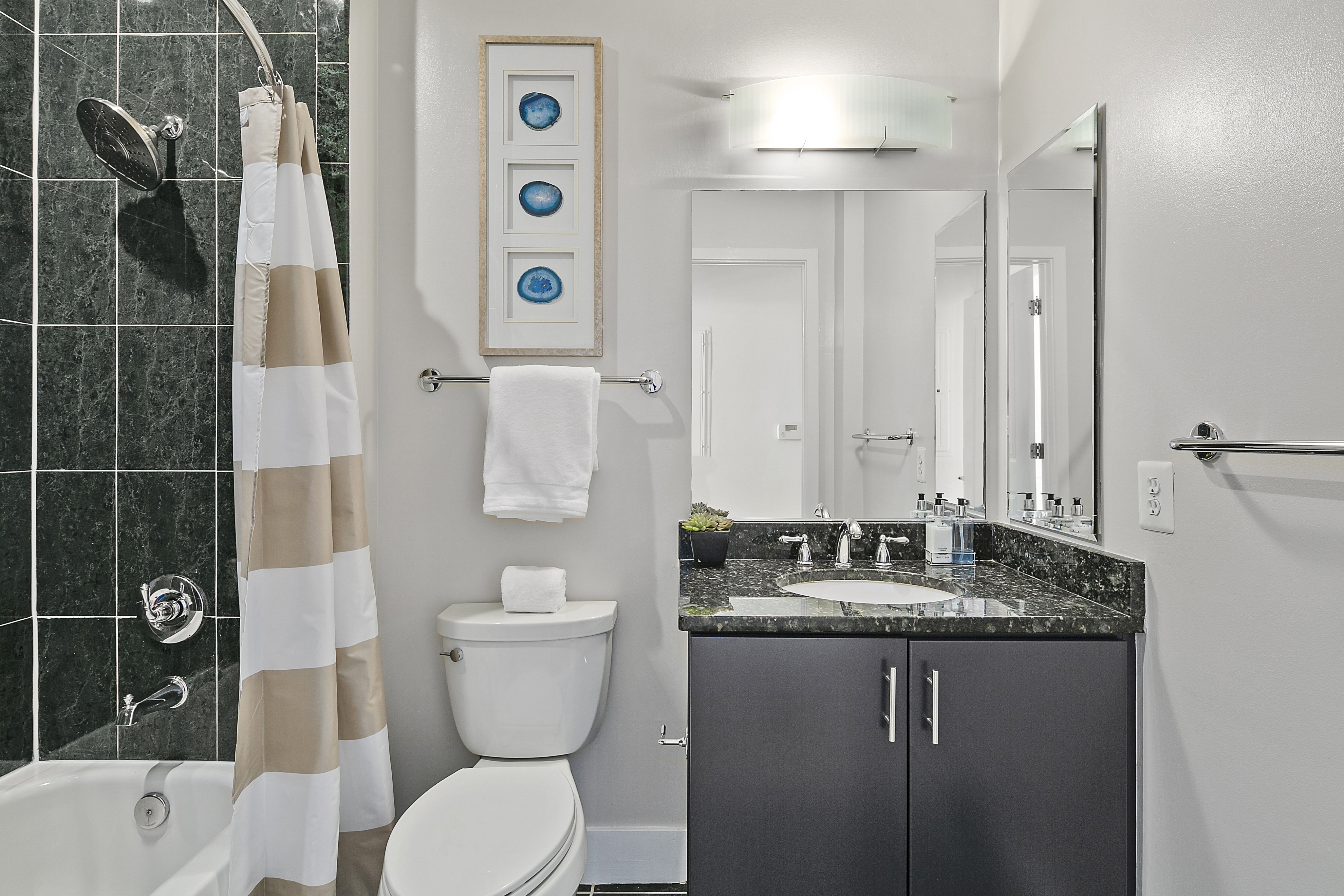 1211 13th Street Northwest, Unit 803 Washington, DC 20005 - Photo 20 of 30