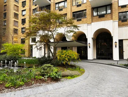 $995,000 | 10 West 66th Street, Unit 7C | Upper West Side