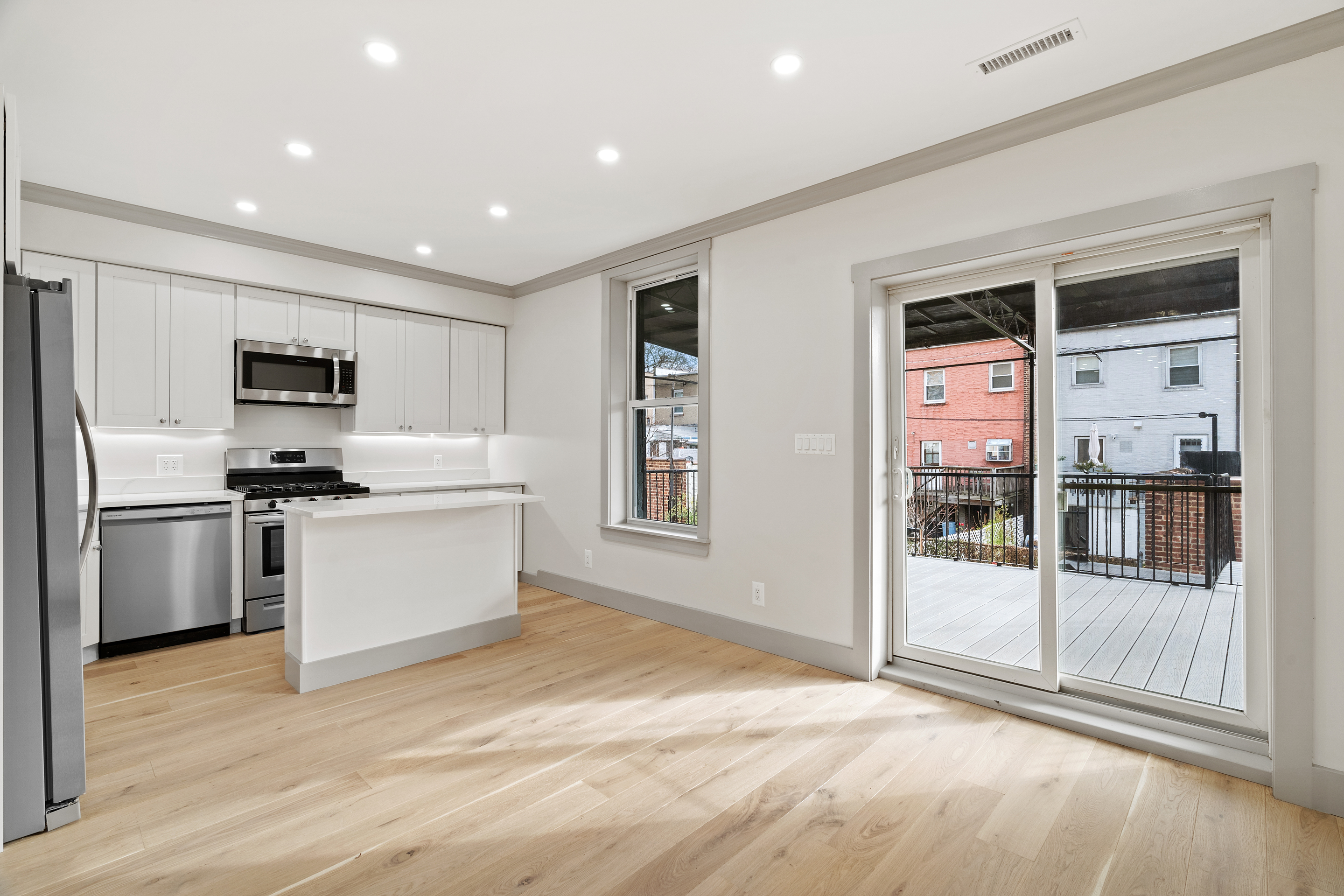 3416 Irwin Avenue, Unit 3 Bronx, NY 10463 - Photo 5 of 52