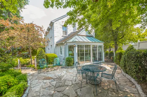 $1,799,999 | 3130 19th Street North, Arlington, VA 22201