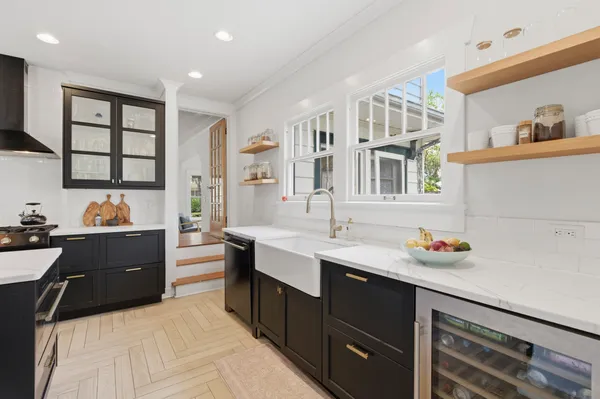 $1,549,000 | 816 16th Avenue Northeast, St. Petersburg, FL 33704