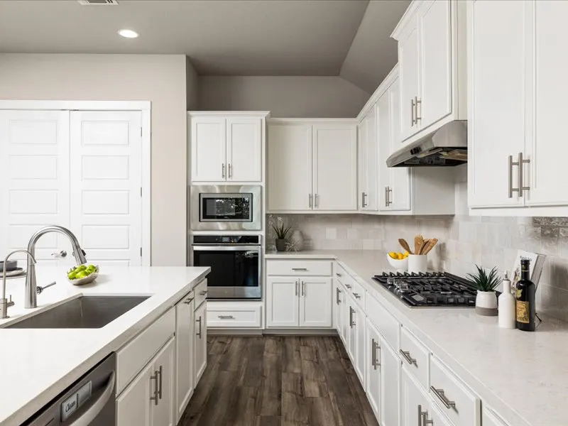 $825,000 | 227 Bridge Water Loop, Dripping Springs, TX 78620