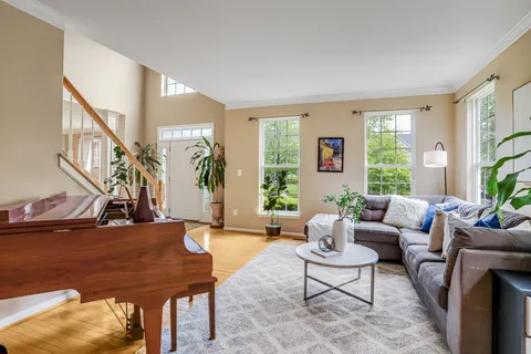 $1,100,000 | 18306 Aspen Dale Court, Boyds, MD 20841
