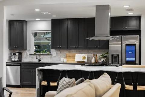 $849,000 | 10262 Vinemont Street, Dallas, TX 75218
