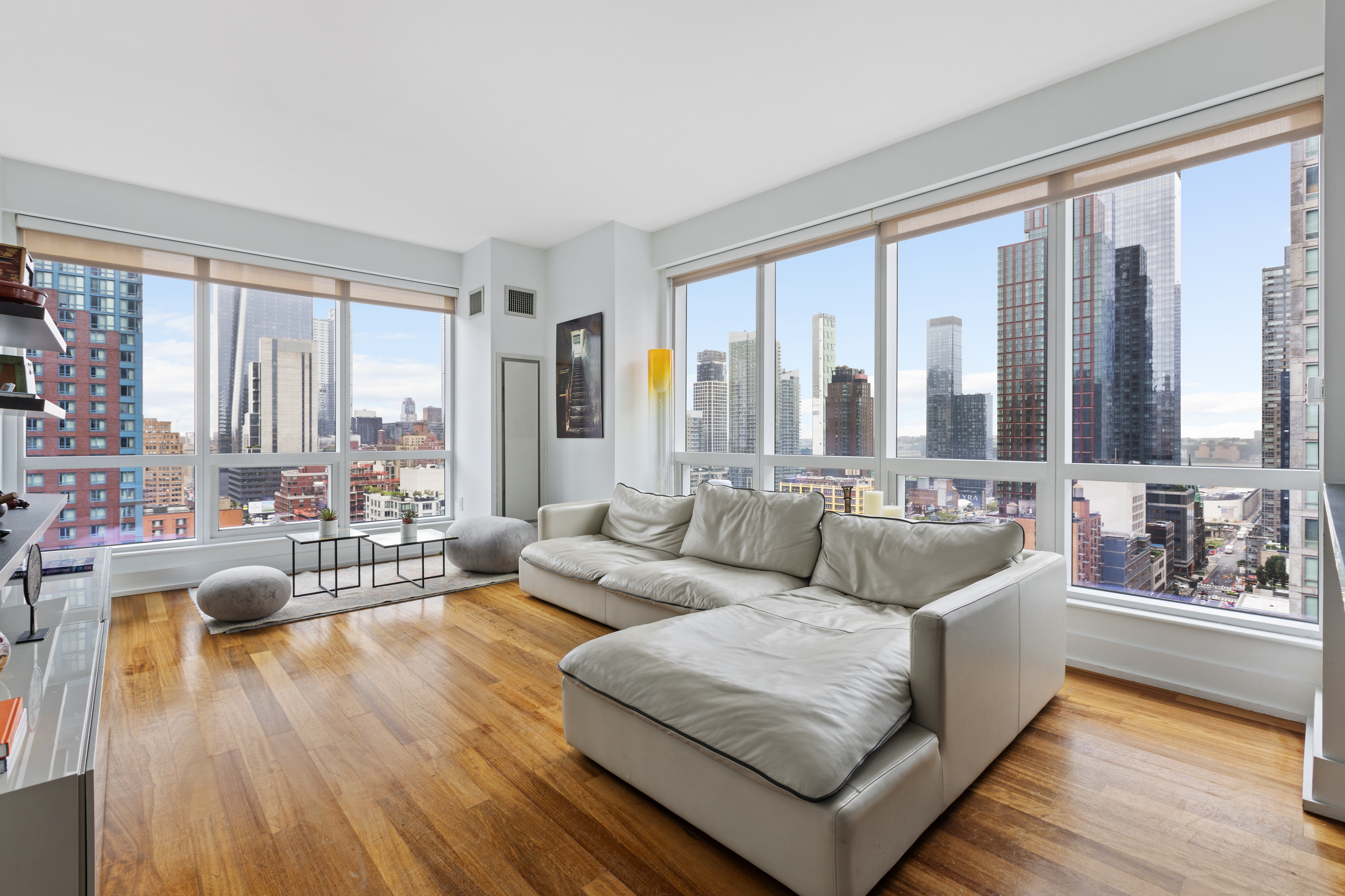 350 West 42nd Street, Unit 20L Manhattan, NY 10036 - Photo 1 of 14