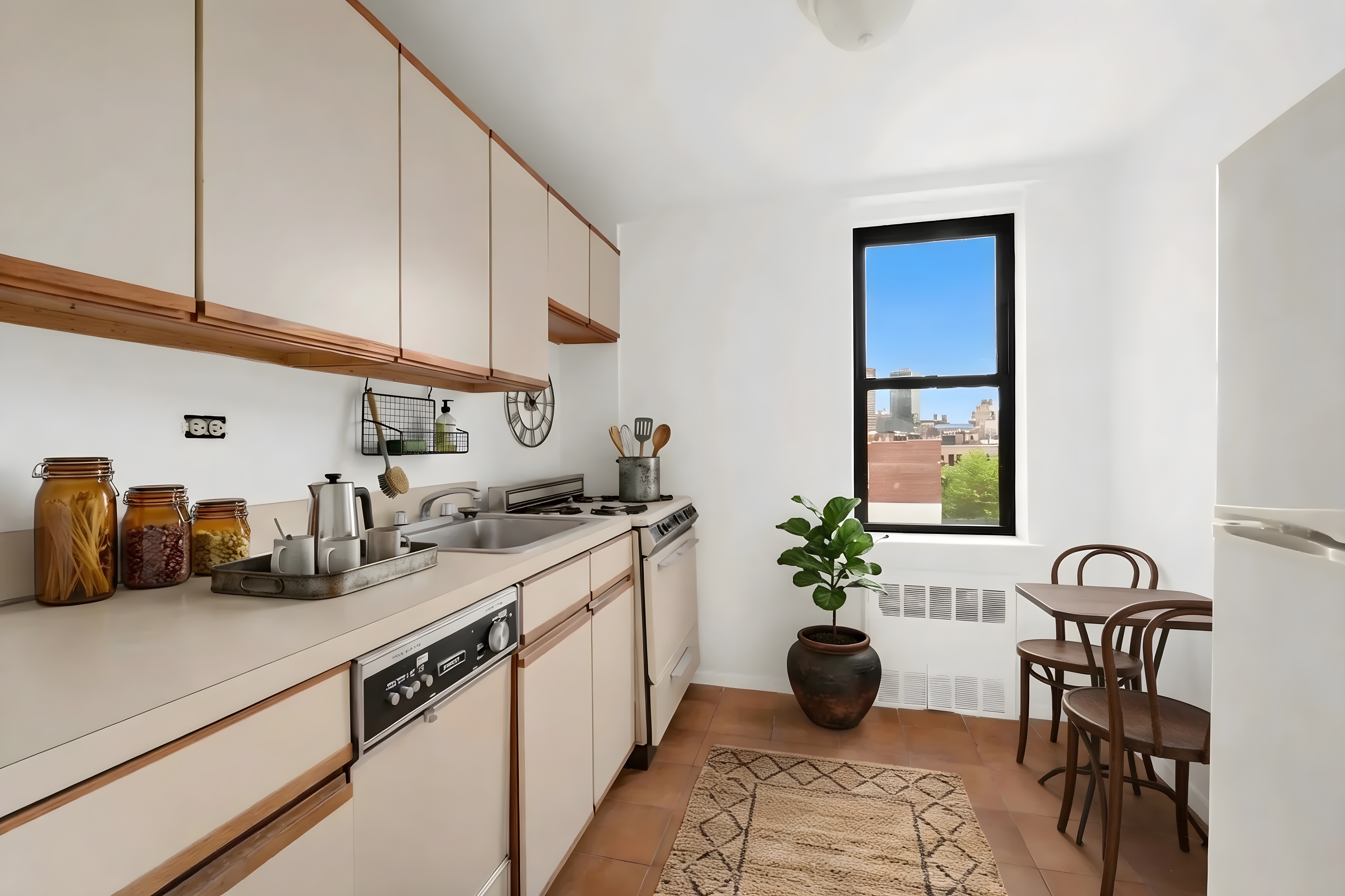 50 King Street, Unit 9A Manhattan, NY 10014 - Photo 4 of 9