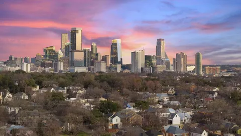 $1,100,000 | 2004 Griswold Lane, Austin, TX 78703